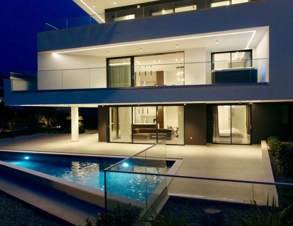 Hadrie Luxury Resort And Villas Azimut Malinska Exterior photo